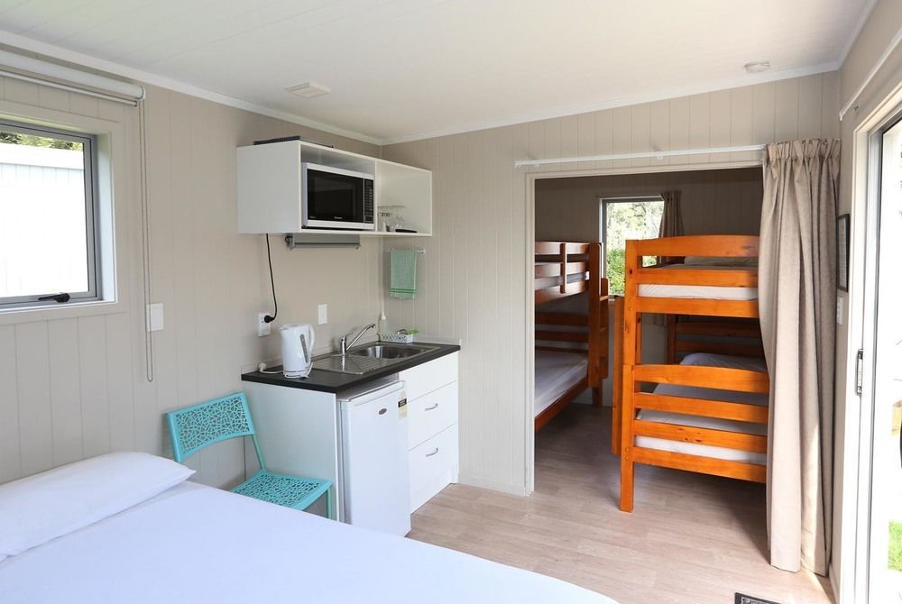 Fitzroy Beach Holiday Park นิวพลีมัธ ภายนอก รูปภาพ