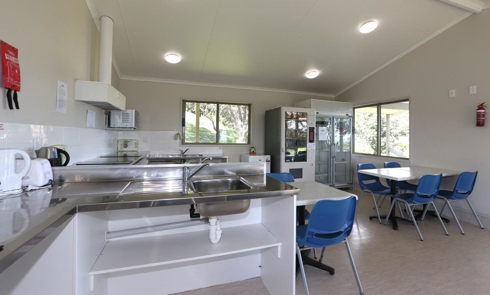 Fitzroy Beach Holiday Park นิวพลีมัธ ภายนอก รูปภาพ