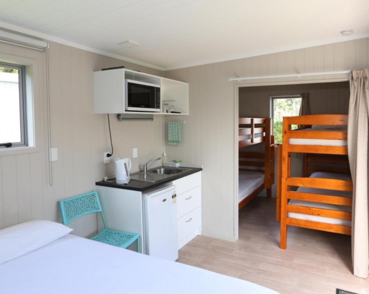Fitzroy Beach Holiday Park นิวพลีมัธ ภายนอก รูปภาพ